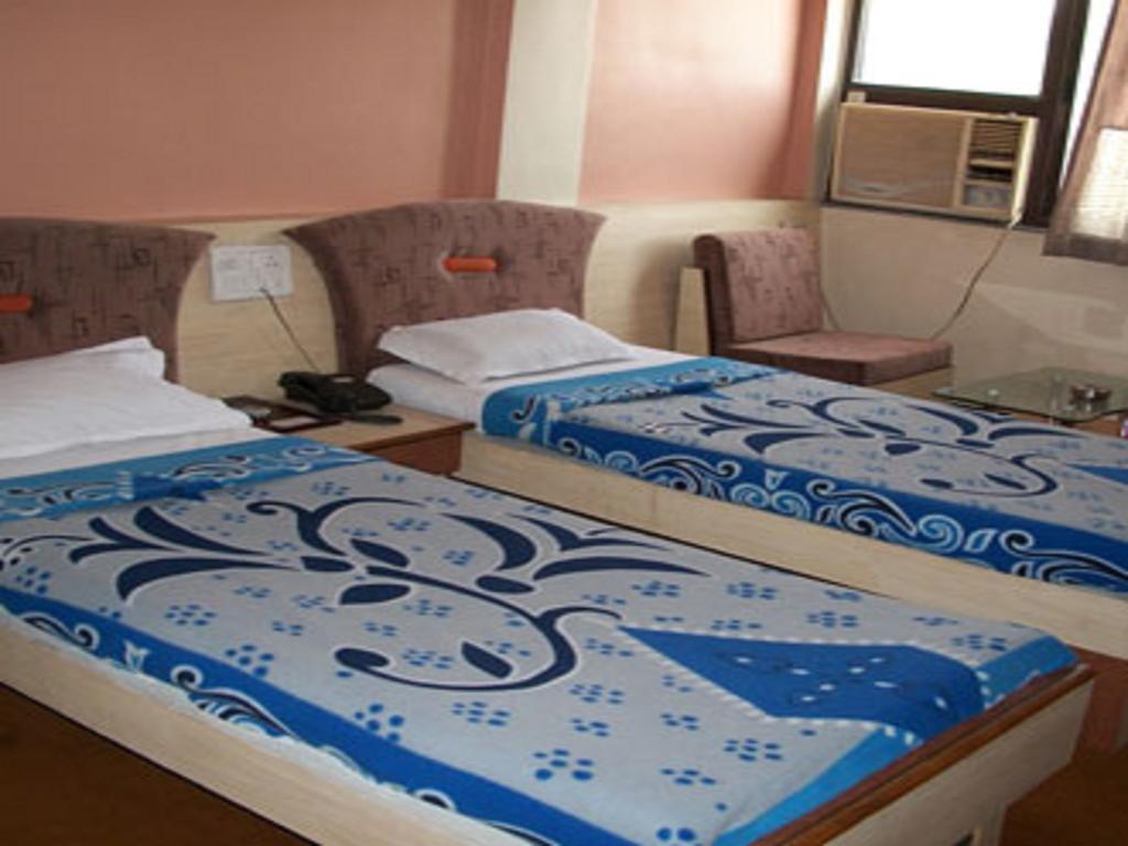 Hotel Tourist International Pune Esterno foto